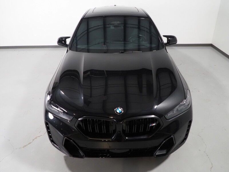 2024 BMW X6 M60i AWD *EXECUTIVE PKG, DRIVING ASSIST PRO, HEADS-UP DISPLAY, NAVIGATION, ADAPTIVE CRUISE, SAFETY ALERTS, 360 CAMERAS, PANO SKY LOUNGE ROOF, LEATHER, CLIMATE/MULTI-CONTOUR SEATS, HEATED STEERING, 22 INCH WHEELS, BOWERS & WILKINS Round Rock TX