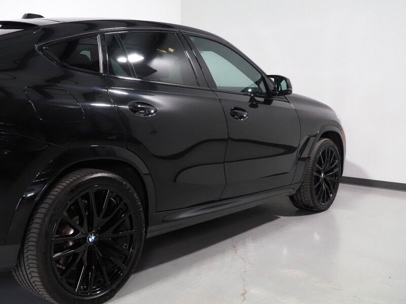2024 BMW X6 M60i AWD *EXECUTIVE PKG, DRIVING ASSIST PRO, HEADS-UP DISPLAY, NAVIGATION, ADAPTIVE CRUISE, SAFETY ALERTS, 360 CAMERAS, PANO SKY LOUNGE ROOF, LEATHER, CLIMATE/MULTI-CONTOUR SEATS, HEATED STEERING, 22 INCH WHEELS, BOWERS & WILKINS Round Rock TX