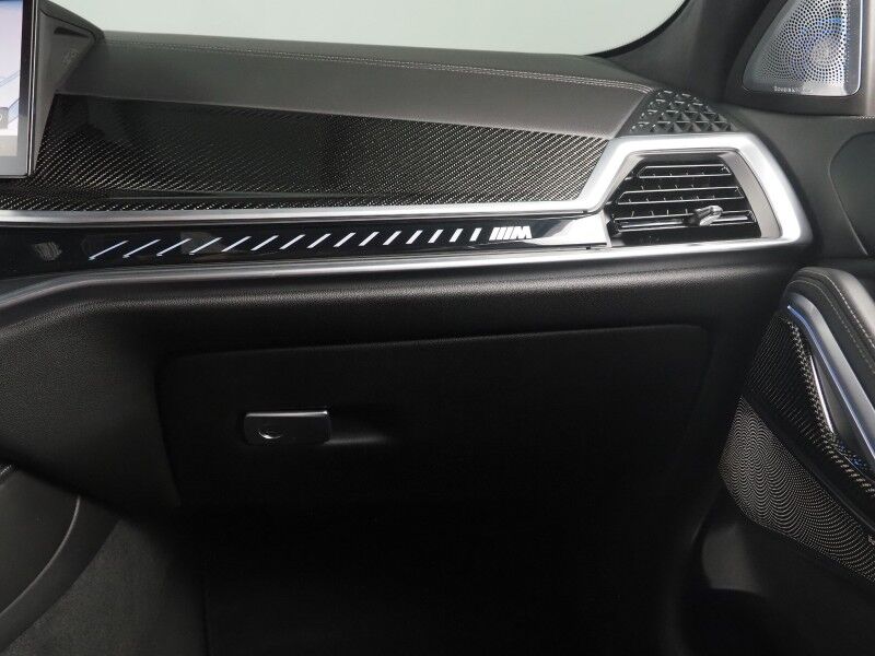 2024 BMW X6 M60i AWD *EXECUTIVE PKG, DRIVING ASSIST PRO, HEADS-UP DISPLAY, NAVIGATION, ADAPTIVE CRUISE, SAFETY ALERTS, 360 CAMERAS, PANO SKY LOUNGE ROOF, LEATHER, CLIMATE/MULTI-CONTOUR SEATS, HEATED STEERING, 22 INCH WHEELS, BOWERS & WILKINS Round Rock TX