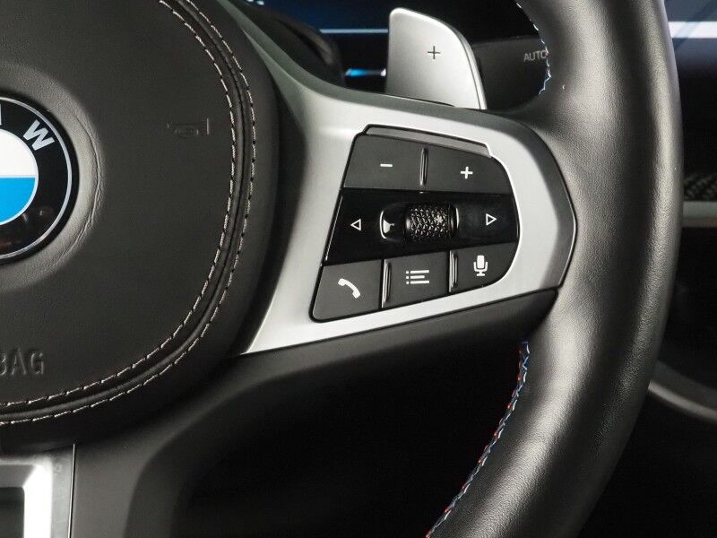 2024 BMW X6 M60i AWD *EXECUTIVE PKG, DRIVING ASSIST PRO, HEADS-UP DISPLAY, NAVIGATION, ADAPTIVE CRUISE, SAFETY ALERTS, 360 CAMERAS, PANO SKY LOUNGE ROOF, LEATHER, CLIMATE/MULTI-CONTOUR SEATS, HEATED STEERING, 22 INCH WHEELS, BOWERS & WILKINS Round Rock TX