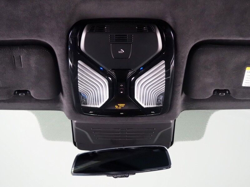 2024 BMW X6 M60i AWD *EXECUTIVE PKG, DRIVING ASSIST PRO, HEADS-UP DISPLAY, NAVIGATION, ADAPTIVE CRUISE, SAFETY ALERTS, 360 CAMERAS, PANO SKY LOUNGE ROOF, LEATHER, CLIMATE/MULTI-CONTOUR SEATS, HEATED STEERING, 22 INCH WHEELS, BOWERS & WILKINS Round Rock TX