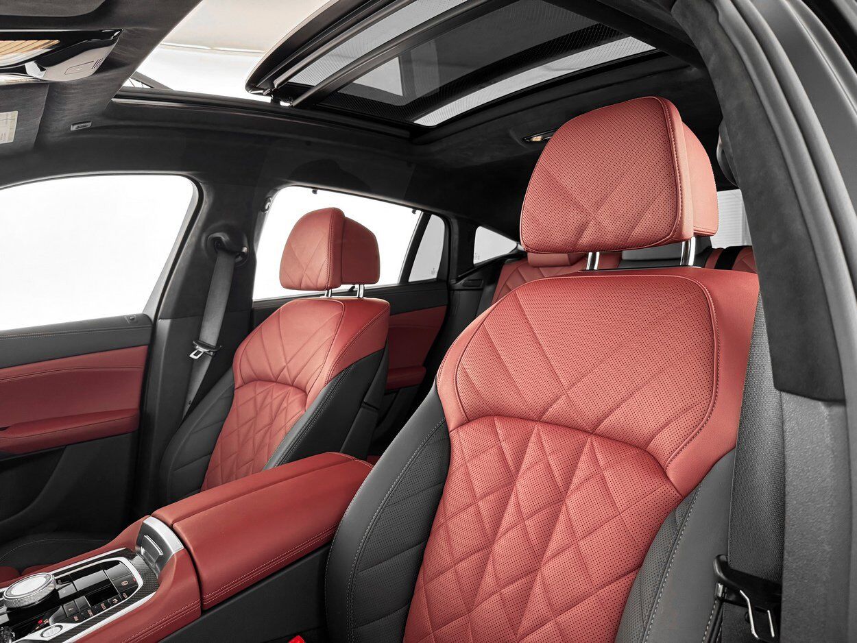 2024 BMW X6 M60i Bellevue WA