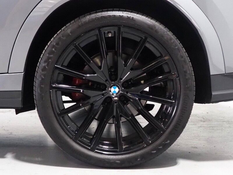 2024 BMW X6 xDrive40i AWD *M SPORT PRO, EXECUTIVE PKG, DRIVING ASSIST PRO, HEADS-UP DISPLAY, NAVIGATION, ADAPTIVE CRUISE, SAFETY ALERTS, 360 CAMERAS, PANO SKY LOUNGE ROOF, CLIMATE/MASSAGE SEATS, AUTOMATIC PARKING, HARMAN/KARDON, 22 INCH WHEELS Round Rock TX