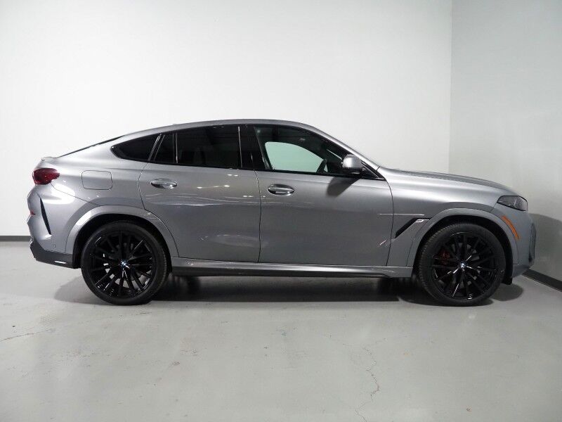 2024 BMW X6 xDrive40i AWD *M SPORT PRO, EXECUTIVE PKG, DRIVING ASSIST PRO, HEADS-UP DISPLAY, NAVIGATION, ADAPTIVE CRUISE, SAFETY ALERTS, 360 CAMERAS, PANO SKY LOUNGE ROOF, CLIMATE/MASSAGE SEATS, AUTOMATIC PARKING, HARMAN/KARDON, 22 INCH WHEELS Round Rock TX