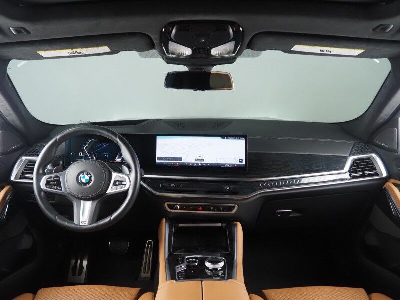 2024 BMW X6 xDrive40i AWD *M SPORT PRO, EXECUTIVE PKG, DRIVING ASSIST PRO, HEADS-UP DISPLAY, NAVIGATION, ADAPTIVE CRUISE, SAFETY ALERTS, 360 CAMERAS, PANO SKY LOUNGE ROOF, CLIMATE/MASSAGE SEATS, AUTOMATIC PARKING, HARMAN/KARDON, 22 INCH WHEELS