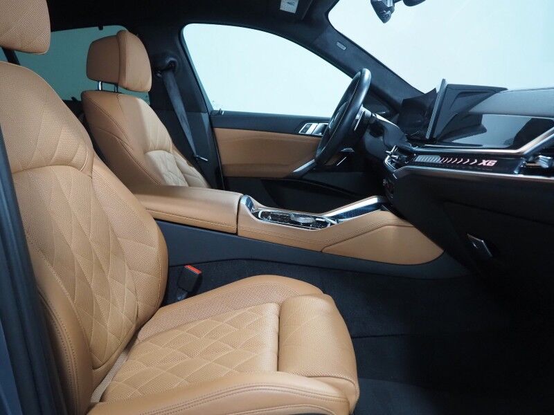 2024 BMW X6 xDrive40i AWD *M SPORT PRO, EXECUTIVE PKG, DRIVING ASSIST PRO, HEADS-UP DISPLAY, NAVIGATION, ADAPTIVE CRUISE, SAFETY ALERTS, 360 CAMERAS, PANO SKY LOUNGE ROOF, CLIMATE/MASSAGE SEATS, AUTOMATIC PARKING, HARMAN/KARDON, 22 INCH WHEELS Round Rock TX