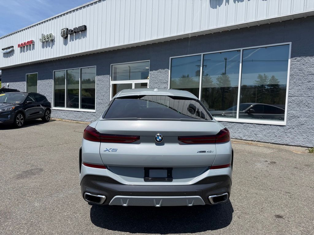 2024 BMW X6 xDrive40i Orange MA