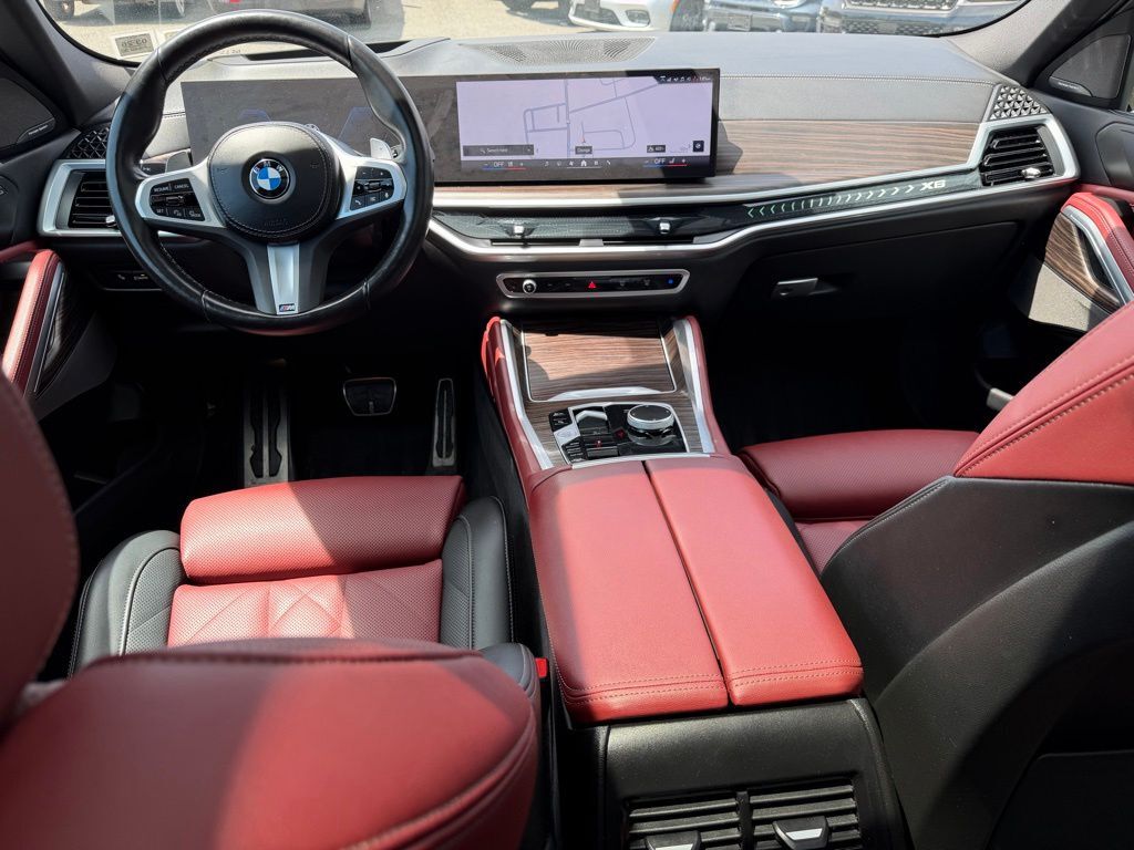 2024 BMW X6 xDrive40i Orange MA
