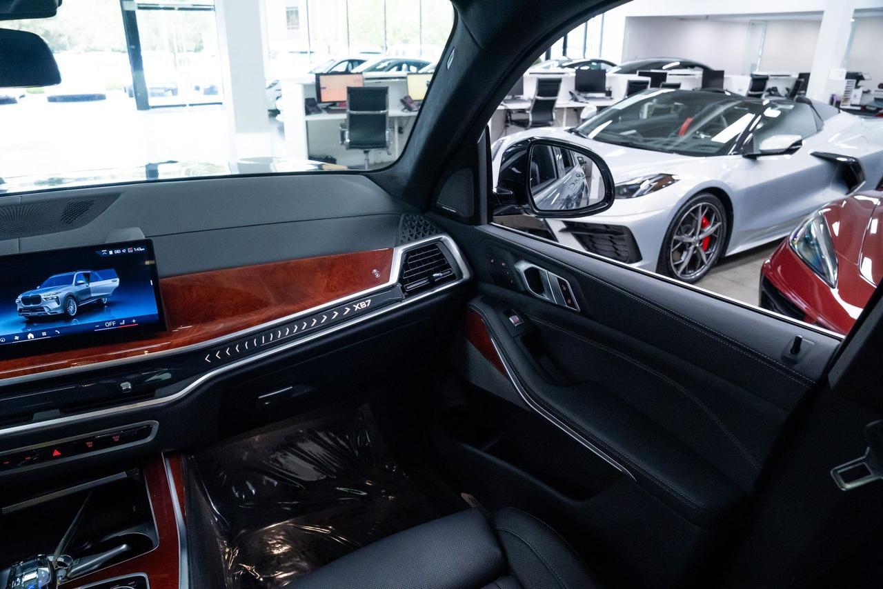 2024 BMW X7 ALPINA XB7 1 Owner Vented Seats Panoramic Sky Lounge LED Roof Portland OR
