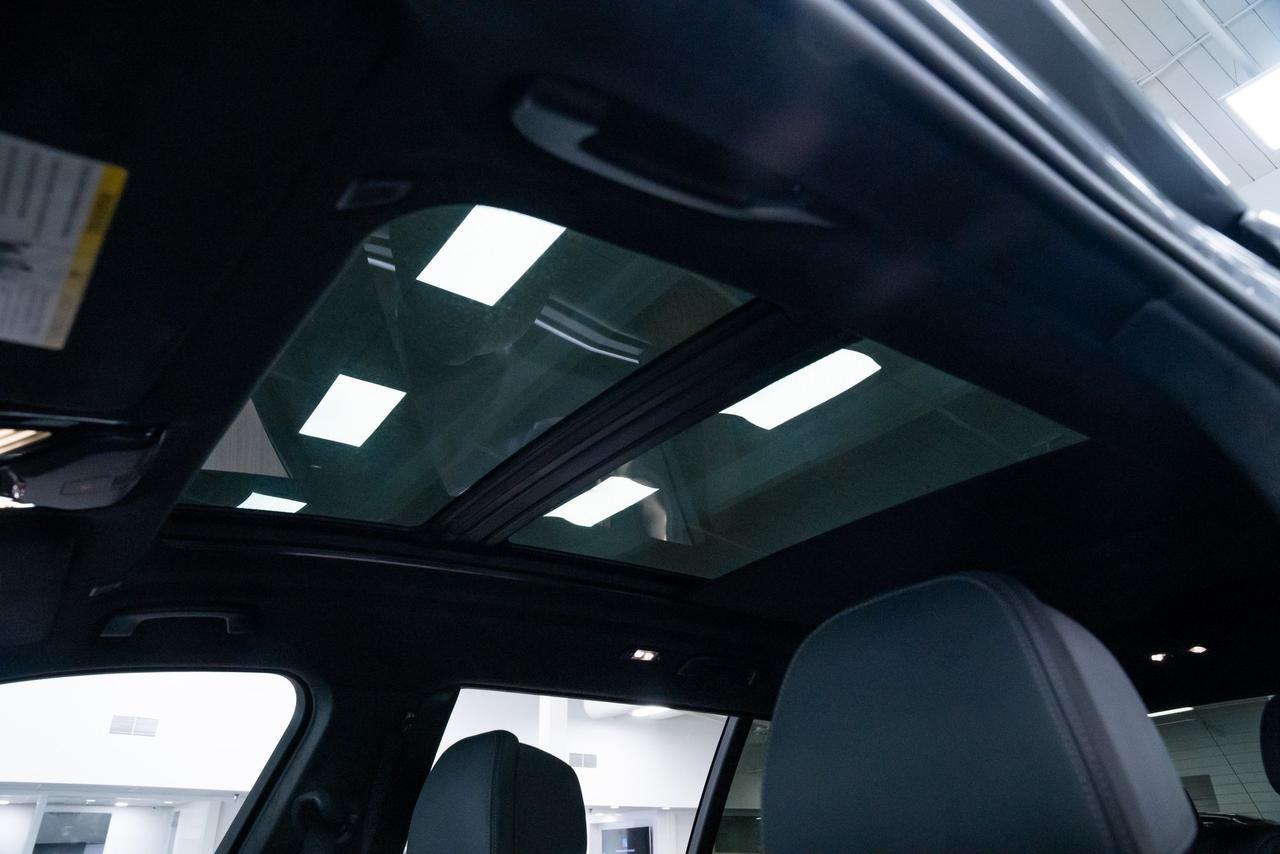 2024 BMW X7 ALPINA XB7 1 Owner Vented Seats Panoramic Sky Lounge LED Roof Portland OR