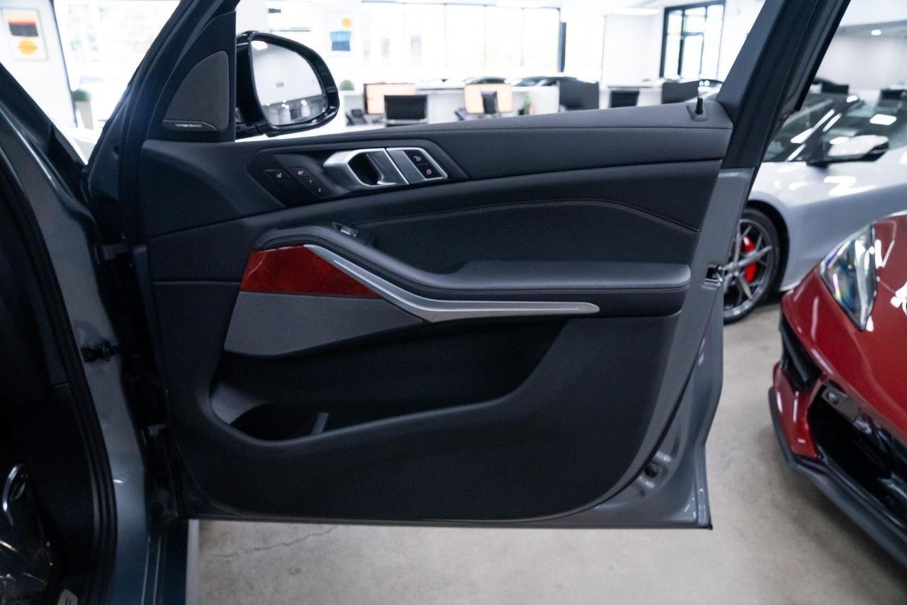 2024 BMW X7 ALPINA XB7 1 Owner Vented Seats Panoramic Sky Lounge LED Roof Portland OR