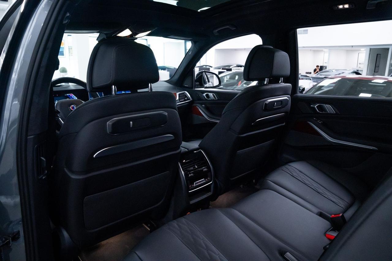 2024 BMW X7 ALPINA XB7 1 Owner Vented Seats Panoramic Sky Lounge LED Roof Portland OR