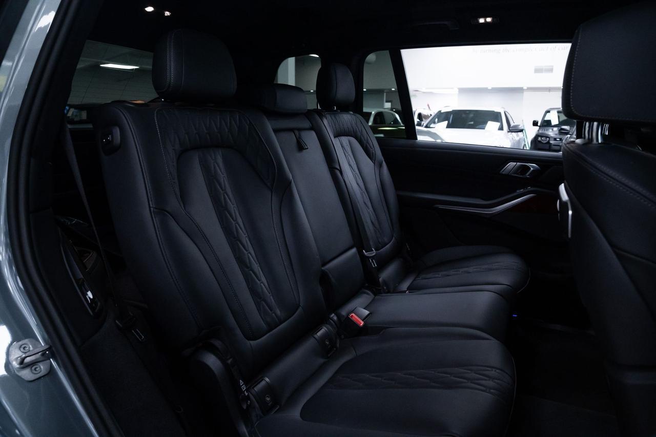 2024 BMW X7 ALPINA XB7 1 Owner Vented Seats Panoramic Sky Lounge LED Roof Portland OR