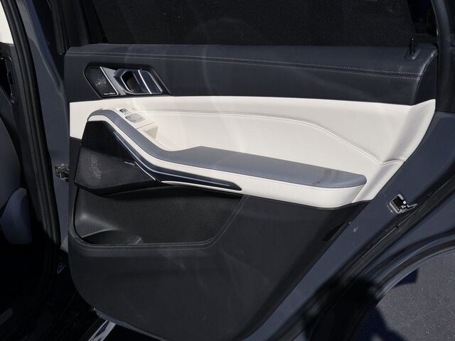 2024 BMW X7 ALPINA XB7 Oshkosh WI