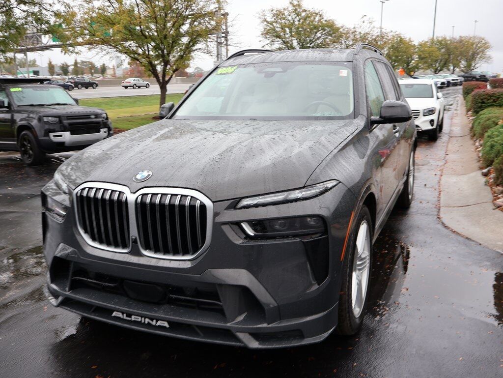 2024 BMW X7