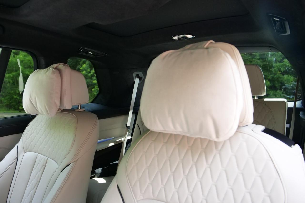 2024 BMW X7 M60i / AWD / Executive Package / Comfort Package! Lincolnton NC