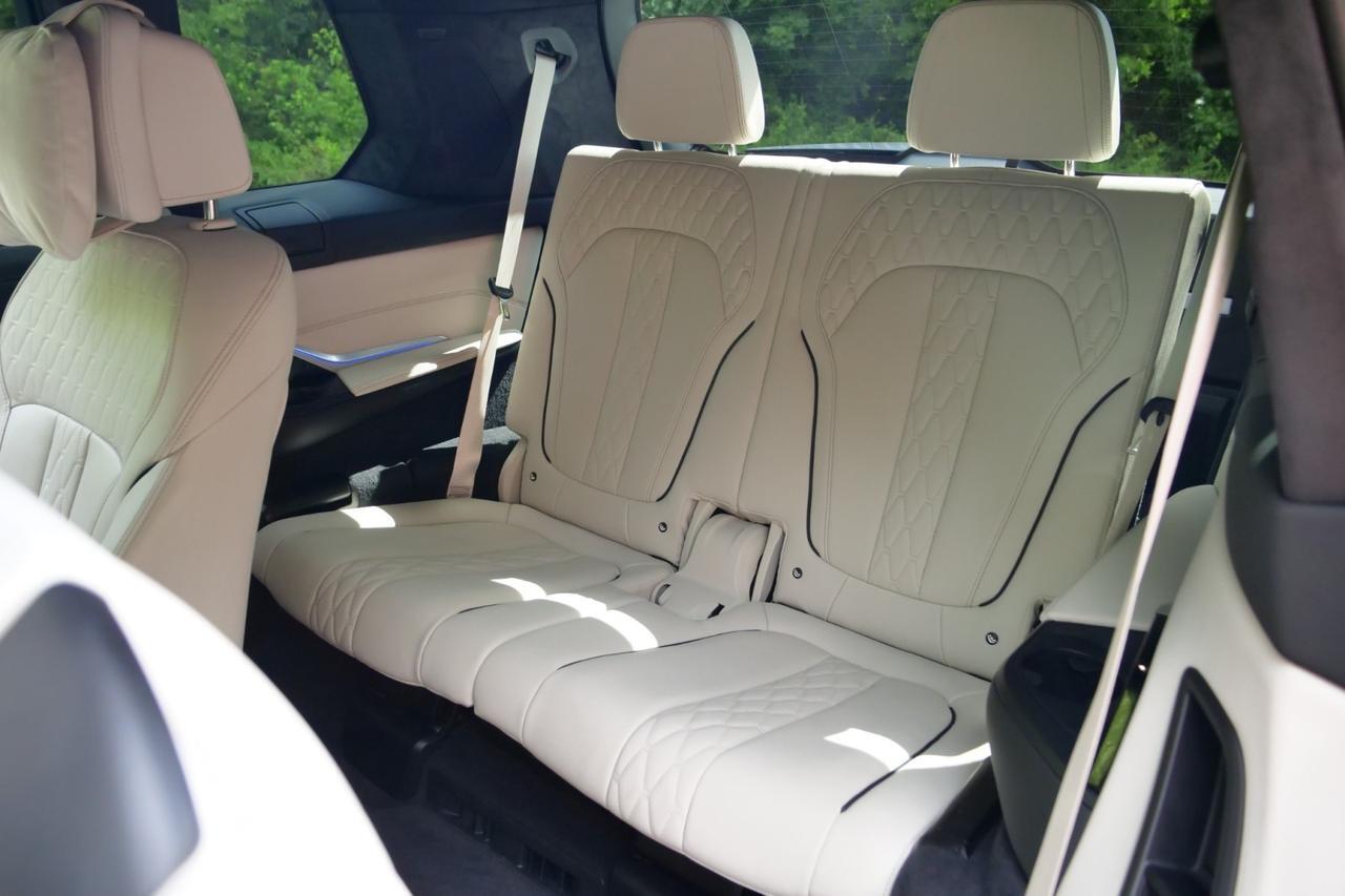 2024 BMW X7 M60i / AWD / Executive Package / Comfort Package! Lincolnton NC