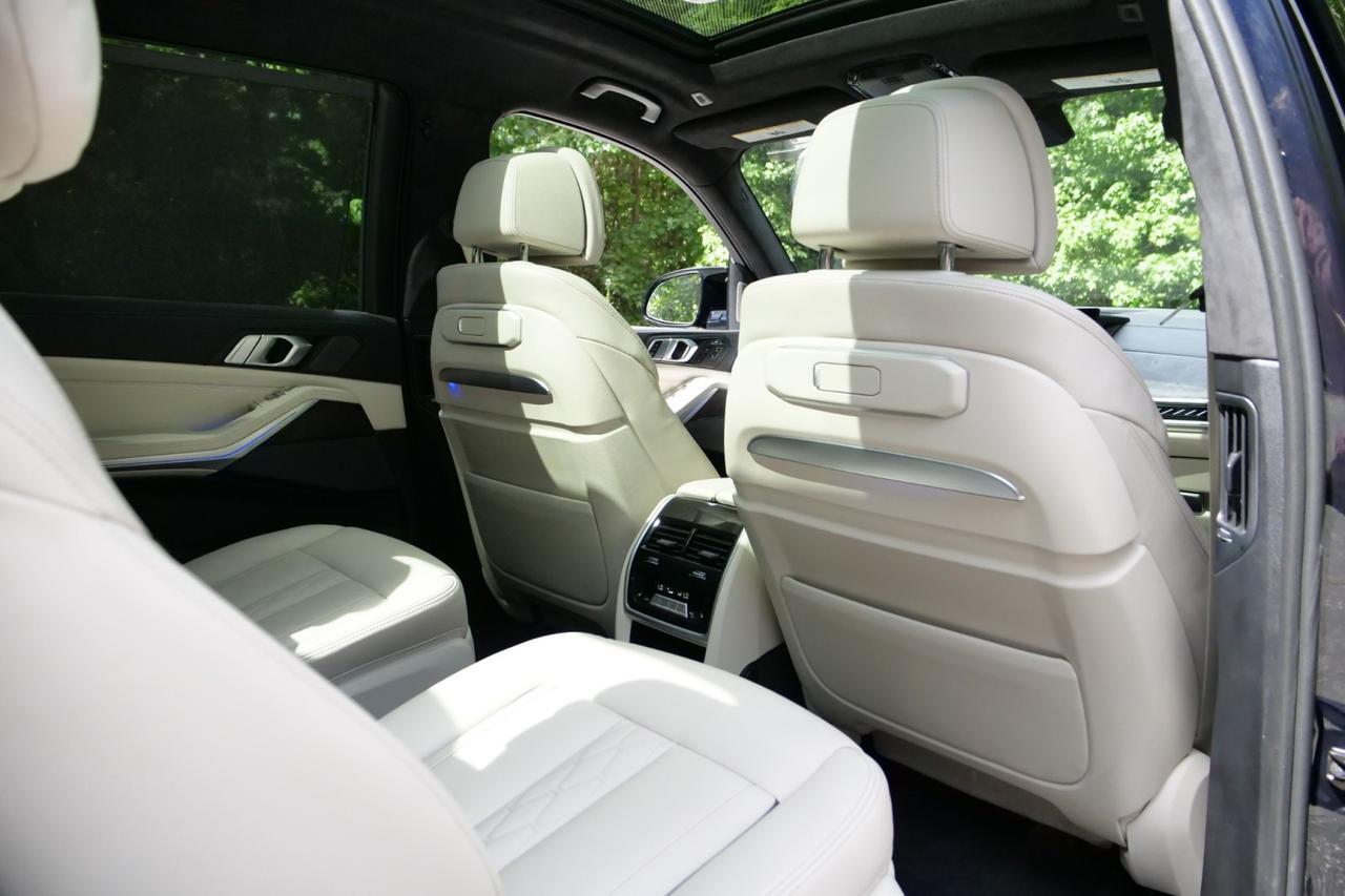 2024 BMW X7 M60i / AWD / Executive Package / Comfort Package! Lincolnton NC