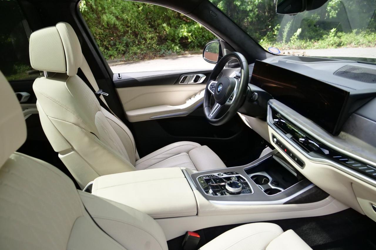 2024 BMW X7 M60i / AWD / Executive Package / Comfort Package! Lincolnton NC