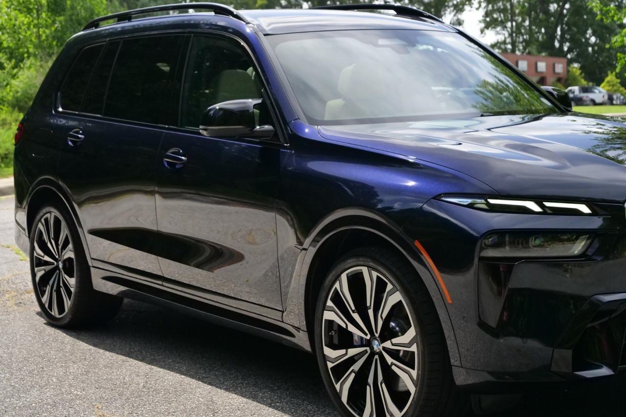 2024 BMW X7 M60i / AWD / Executive Package / Comfort Package! Lincolnton NC