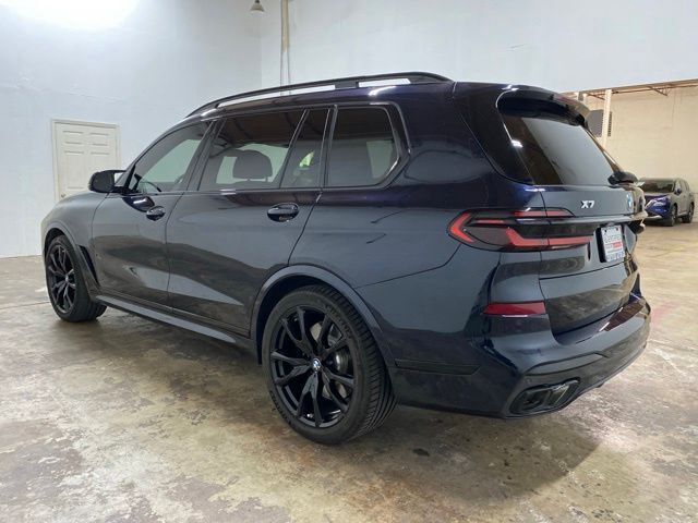 2024 BMW X7 M60i