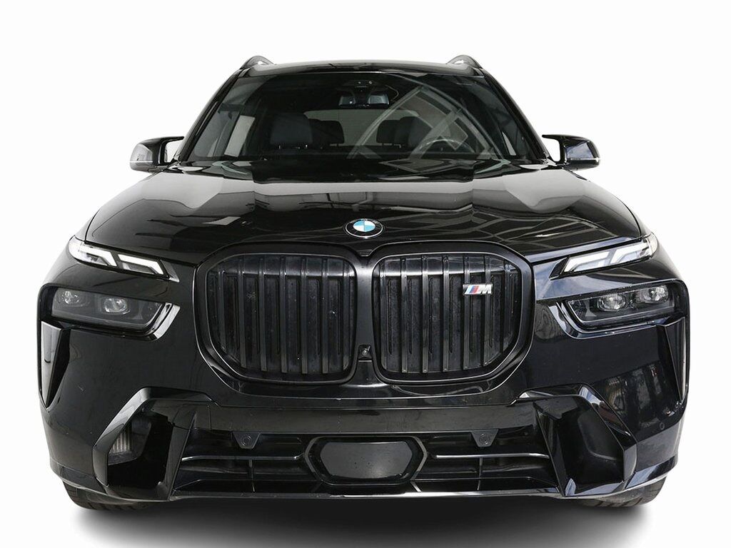 2024 BMW X7 M60i