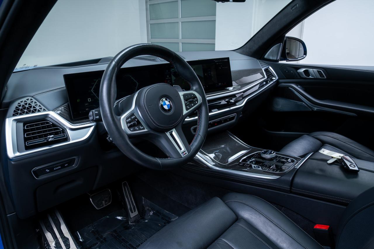 2024 BMW X7 M60i M Sport Package / Executive Package / Gentian Blue Portland OR