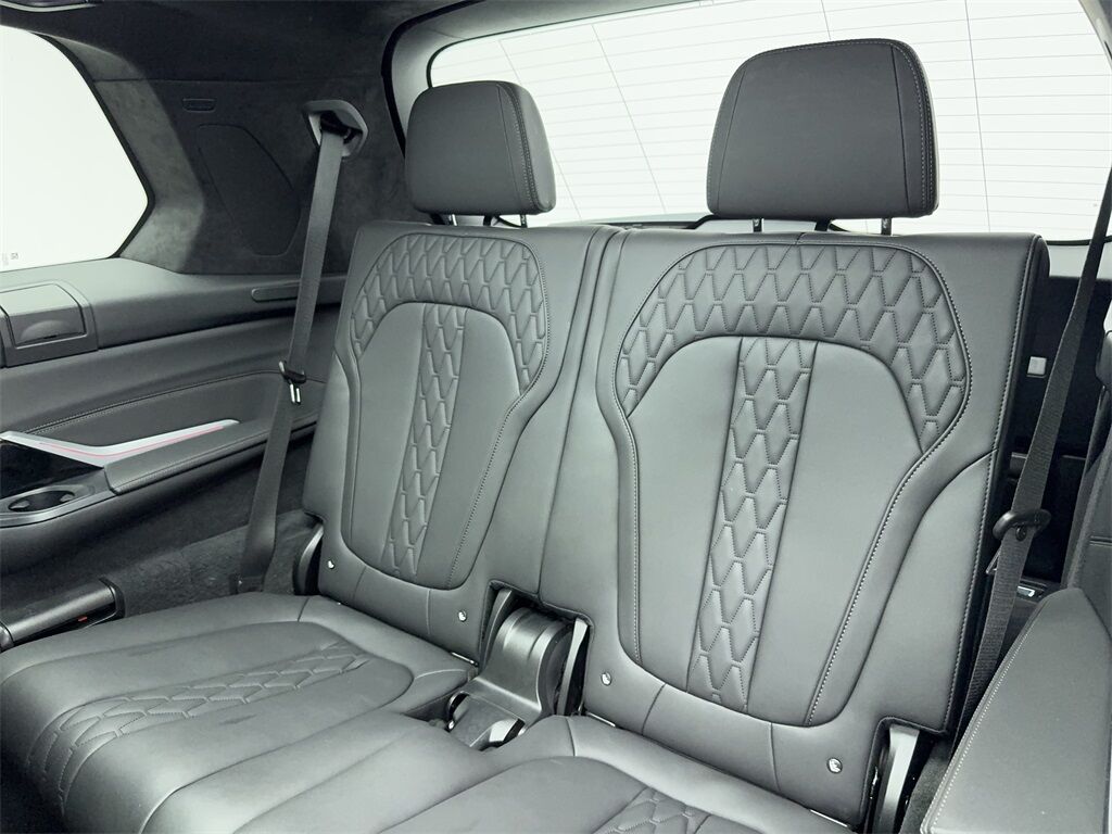 2024 Bmw X7 M60i photo 46