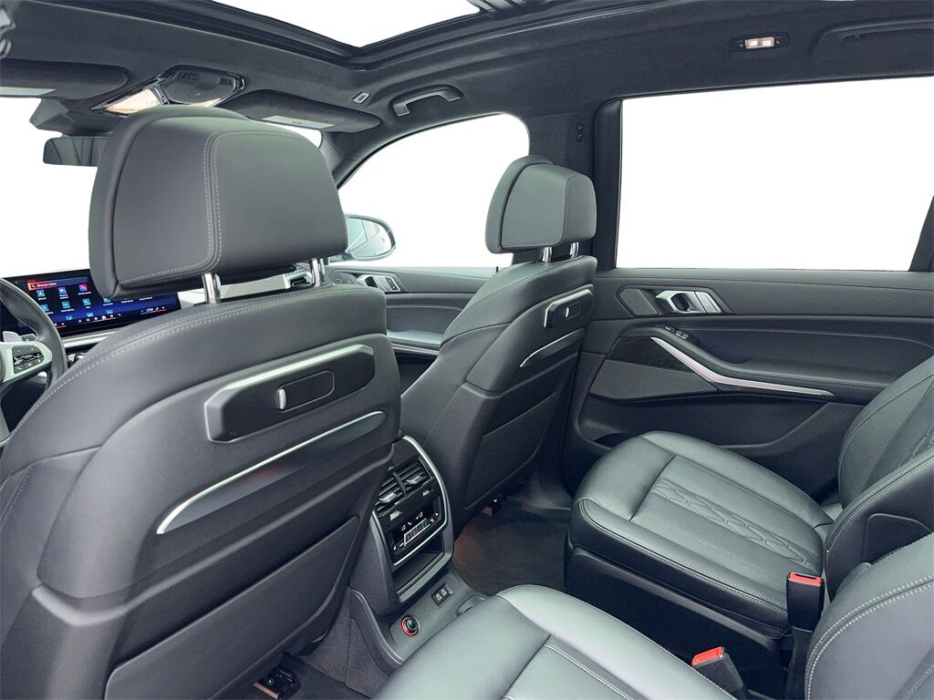 2024 Bmw X7 M60i photo 42