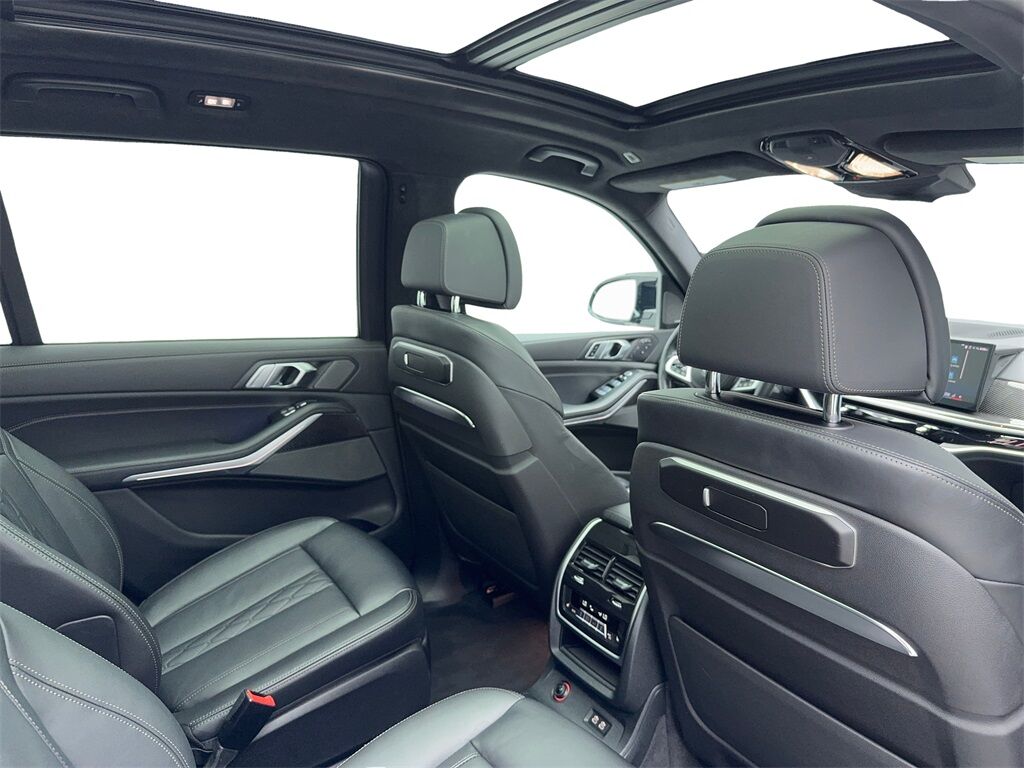 2024 Bmw X7 M60i photo 52