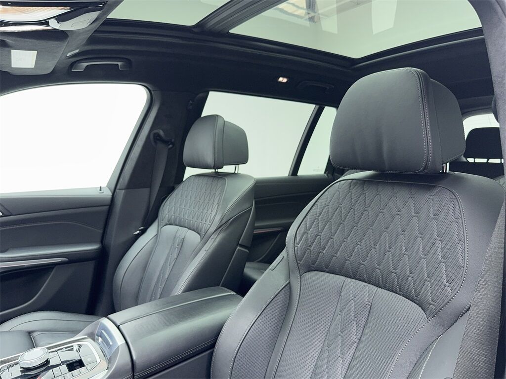 2024 Bmw X7 M60i photo 38