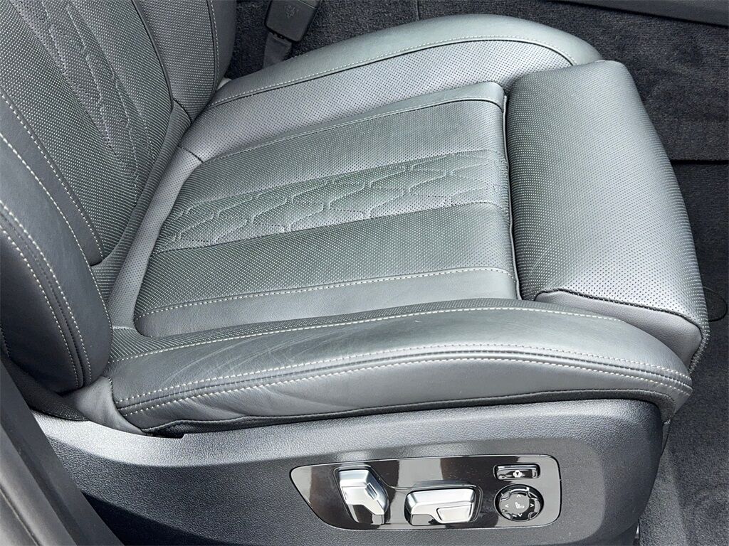 2024 Bmw X7 M60i photo 49