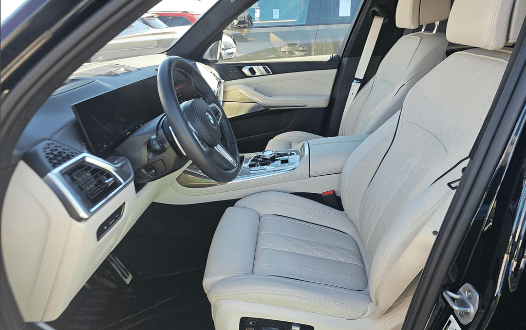 2024 BMW X7 M60i Tigard OR