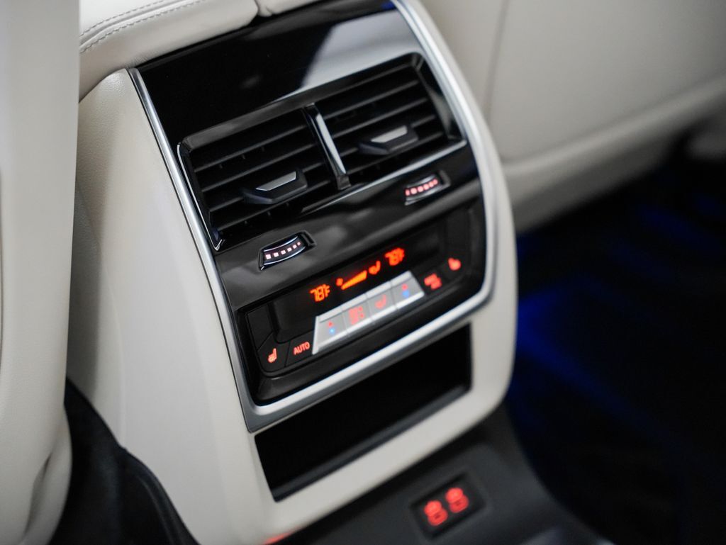 2024 BMW X7 M60i Tigard OR