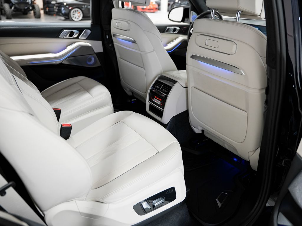2024 BMW X7 M60i Tigard OR