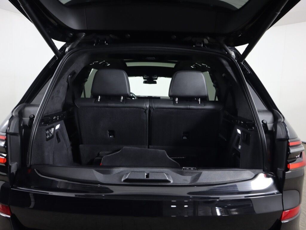 2024 BMW X7 M60i xDrive w/Bowers&Wilkins/Driving Assist Pro/Exec Pkg Maumee OH
