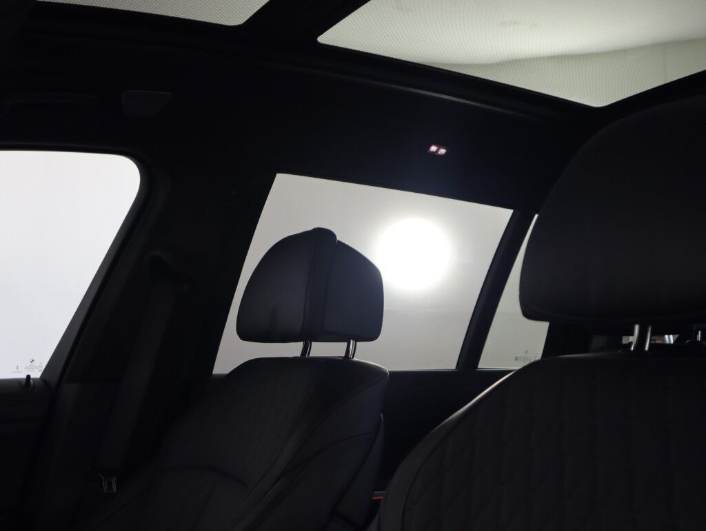 2024 BMW X7 M60i xDrive w/Bowers&Wilkins/Driving Assist Pro/Exec Pkg Maumee OH