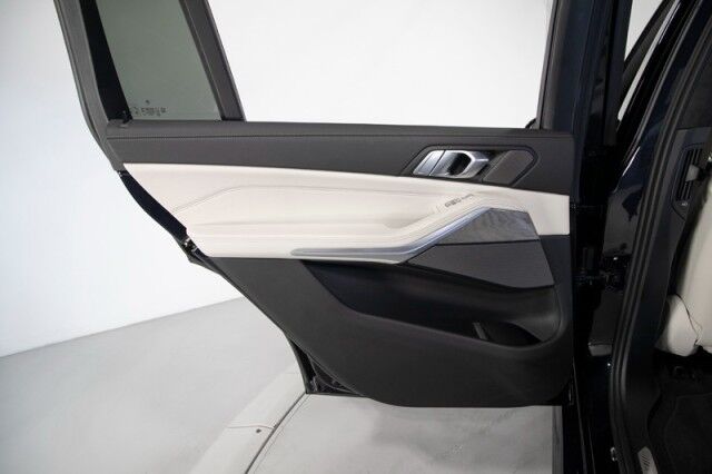 2024 BMW X7 xDrive40i ($100,975 MSRP!!) *M SPORT PKG* *23 INCH WHEELS* *BIG OPTION LIST* *15,000 MILES* San Diego CA