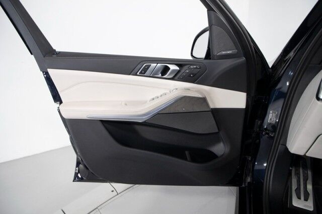 2024 BMW X7 xDrive40i ($100,975 MSRP!!) *M SPORT PKG* *23 INCH WHEELS* *BIG OPTION LIST* *15,000 MILES* San Diego CA