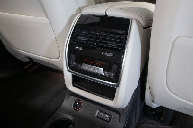 2024 BMW X7 xDrive40i ($100,975 MSRP!!) *M SPORT PKG* *23 INCH WHEELS* *BIG OPTION LIST* *15,000 MILES* San Diego CA