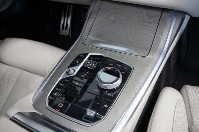 2024 BMW X7 xDrive40i ($100,975 MSRP!!) *M SPORT PKG* *23 INCH WHEELS* *BIG OPTION LIST* *15,000 MILES* San Diego CA