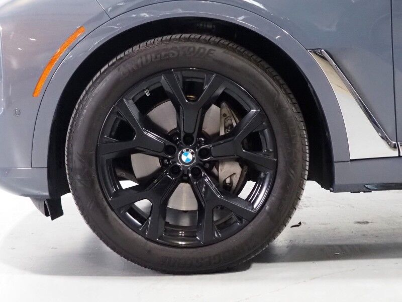 2024 BMW X7 xDrive40i AWD *FULL PPF WRAP, DRIVING ASSIST PRO, HEADS-UP DISPLAY, NAVIGATION, LIVE COCKPIT PRO, ADAPTIVE CRUISE, SAFETY ALERTS, 360 CAMERAS, PANORAMA MOONROOF, CLIMATE MULTI-CONTOUR SEATS, HEATED STEERING, HARMAN/KARDON Round Rock TX