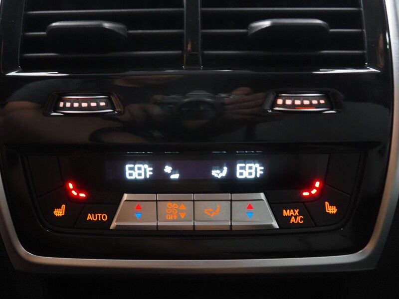 2024 BMW X7 xDrive40i AWD *FULL PPF WRAP, DRIVING ASSIST PRO, HEADS-UP DISPLAY, NAVIGATION, LIVE COCKPIT PRO, ADAPTIVE CRUISE, SAFETY ALERTS, 360 CAMERAS, PANORAMA MOONROOF, CLIMATE MULTI-CONTOUR SEATS, HEATED STEERING, HARMAN/KARDON Round Rock TX