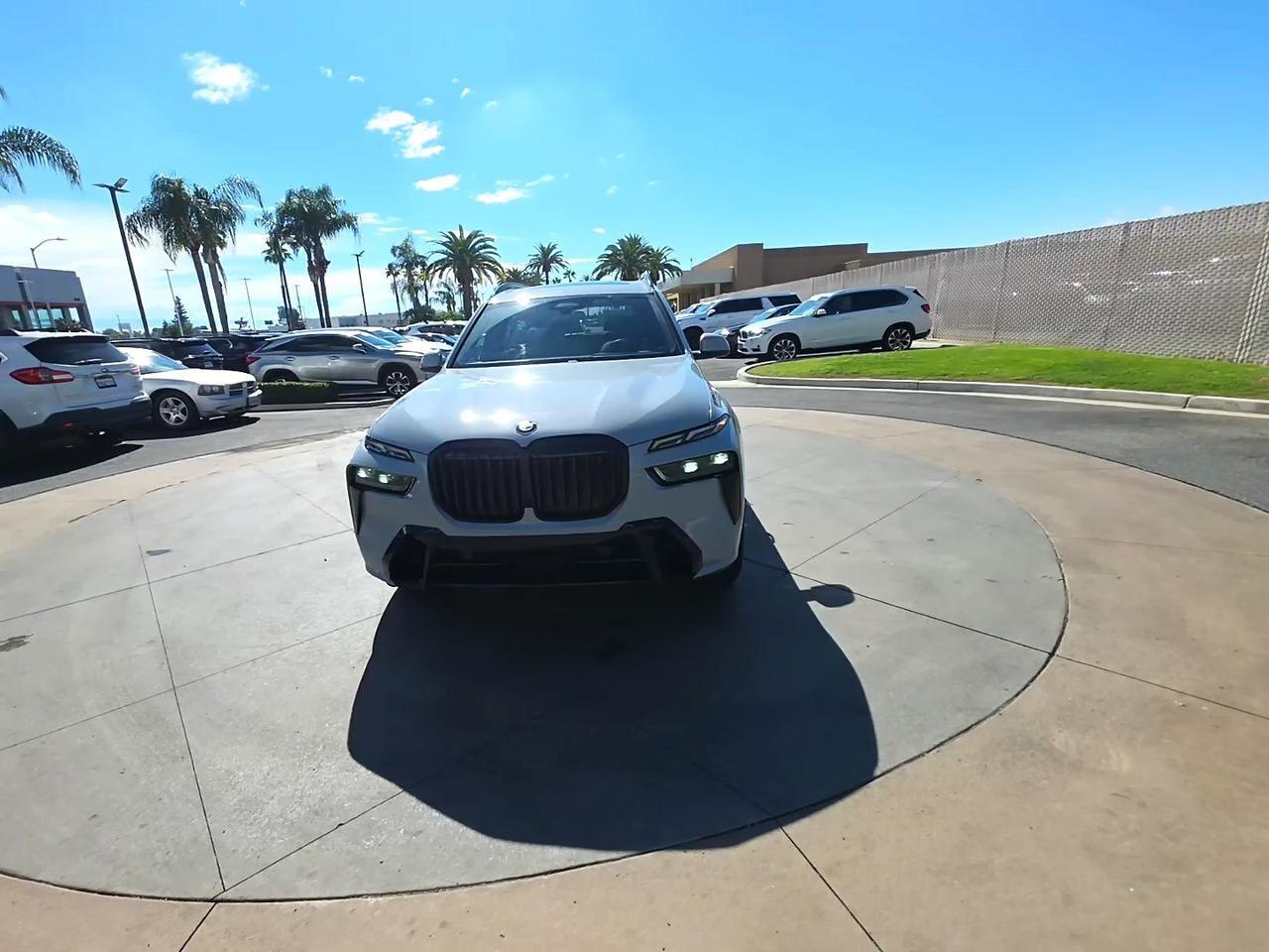 2024 BMW X7 xDrive40i Adaptive Cruise / Second Row Captain's Chairs Portland OR