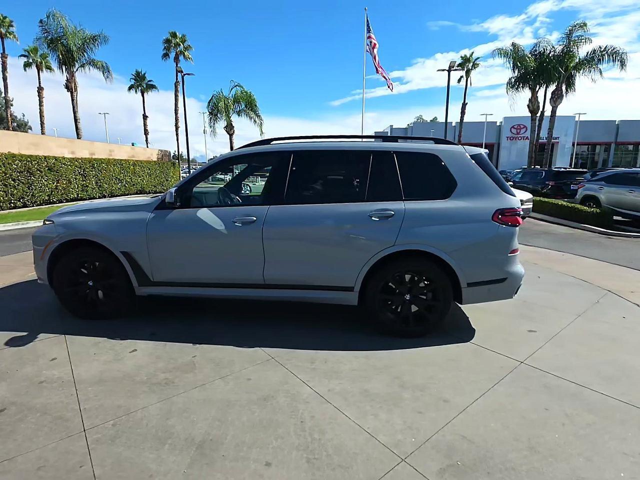 2024 BMW X7 xDrive40i Adaptive Cruise / Second Row Captain's Chairs Portland OR