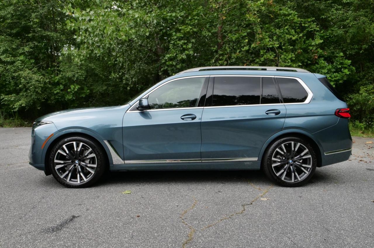 2024 BMW X7 xDrive40i / Crystal Headlights / Premium Package! Lincolnton NC