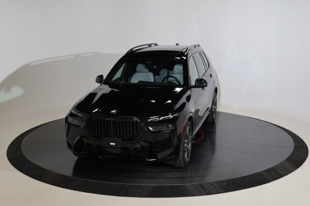 2024 BMW X7 xDrive40i, Dynamic Handling / Park Assist , Harmon Kardon Franklin TN