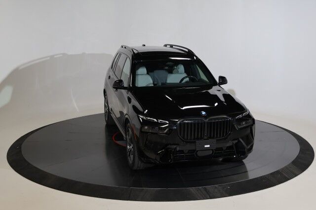 2024 BMW X7 xDrive40i, Dynamic Handling / Park Assist , Harmon Kardon Franklin TN