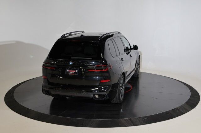 2024 BMW X7 xDrive40i, Dynamic Handling / Park Assist , Harmon Kardon Franklin TN