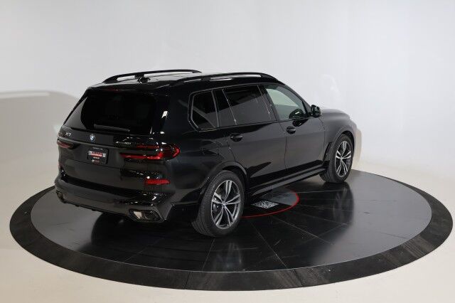 2024 BMW X7 xDrive40i, Dynamic Handling / Park Assist , Harmon Kardon Franklin TN